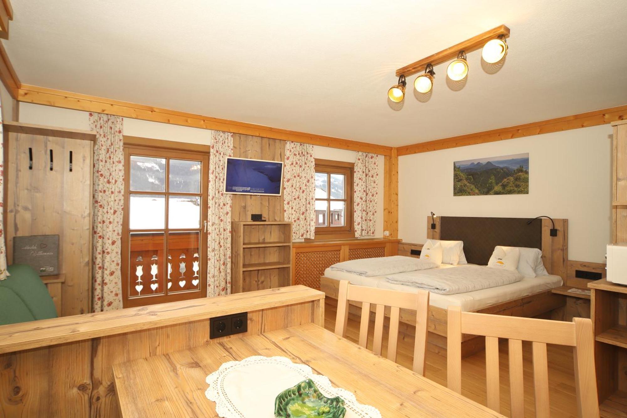 Linarhof Apartment Urlaub Am Bio Bauernhof Хаус-им-Энншталь Экстерьер фото